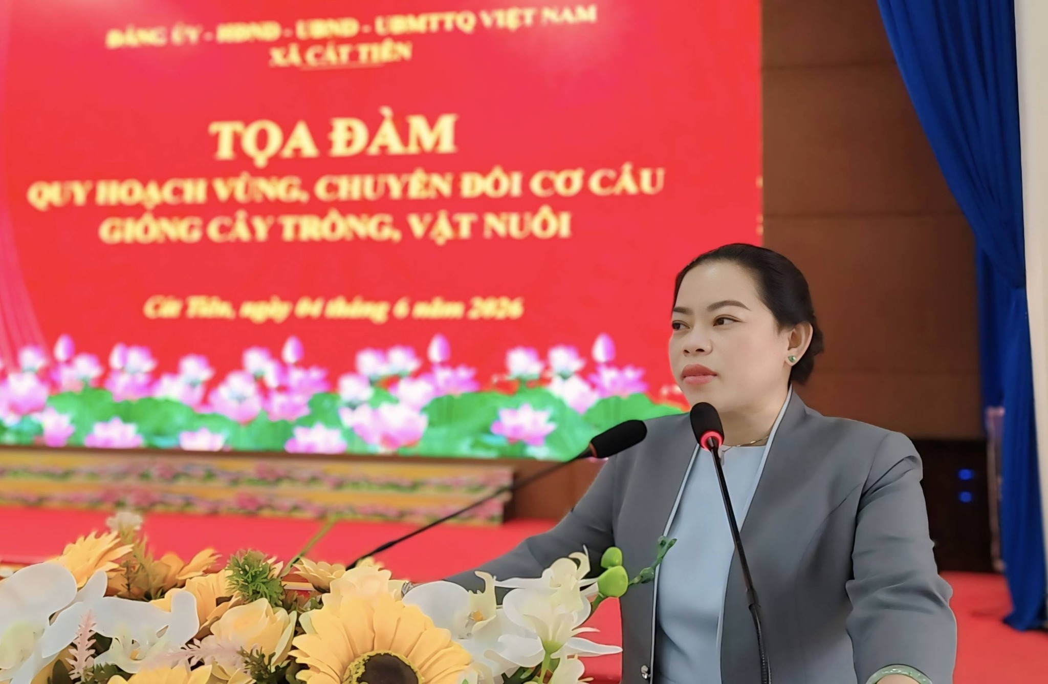 Xã Cát Tiên tổ chức tọa đàm về quy hoạch vùng, chuyển đổi cơ cấu giống cây trồng, vật nuôi