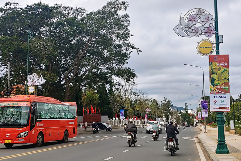 Tri ân 22 nhà tài trợ tại Lễ công bố Festival Hoa Đà Lạt lần thứ IX - năm 2022