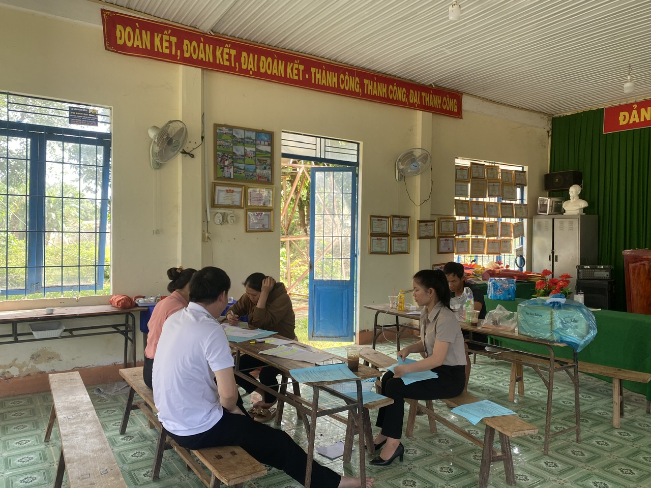 Tuyên truyền, nâng cao nhận thức, tạo đồng thuận trong sáp nhập, sắp xếp đơn vị hành chính