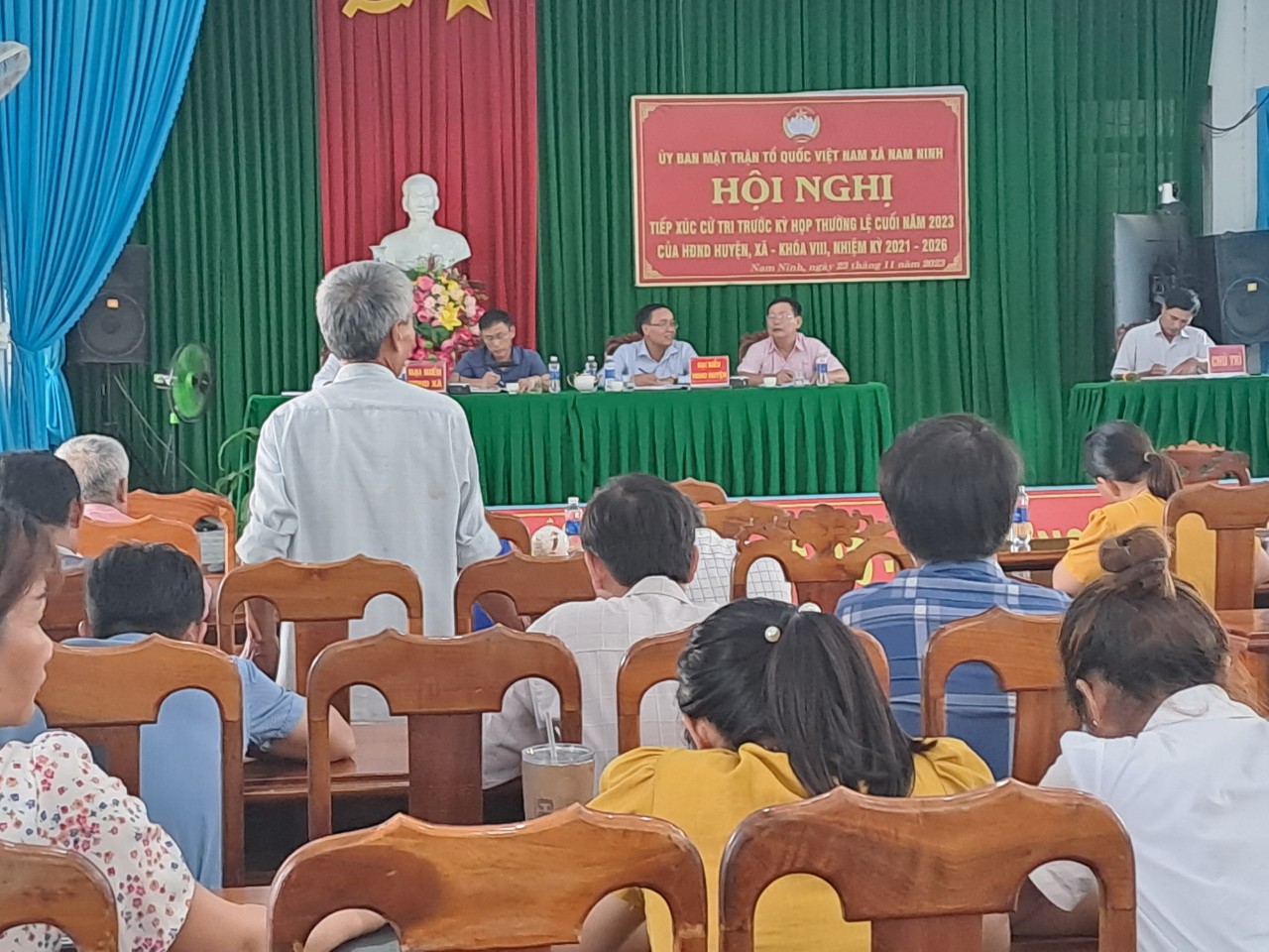 ĐẠI BIỂU HĐND HUYỆN CÁT TIÊN TIẾP XÚC CỬ TRI TRƯỚC KỲ HỌP CUỐI NĂM 2024 VỚI CỬ TRI XÃ NAM NINH