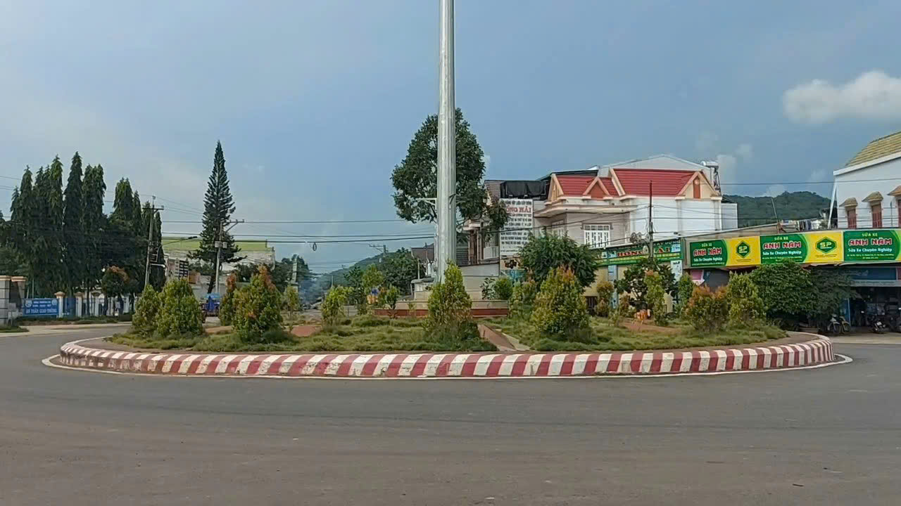 Tuyên truyền về việc thành lập xã mới, xã Cát Tiên 2