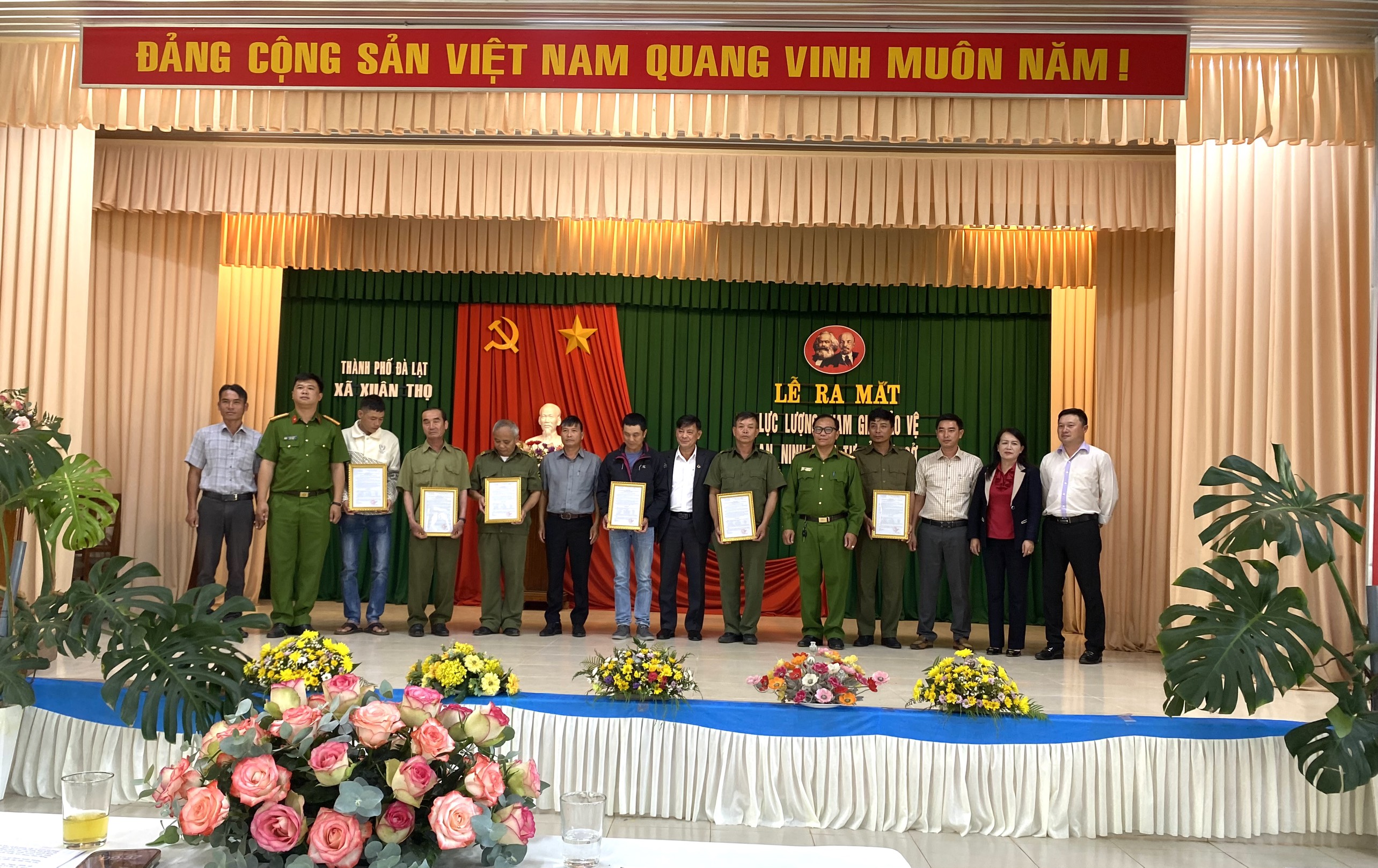 Ra mắt Tổ bảo vệ an ninh, trật tự trên địa bàn xã Xuân Thọ