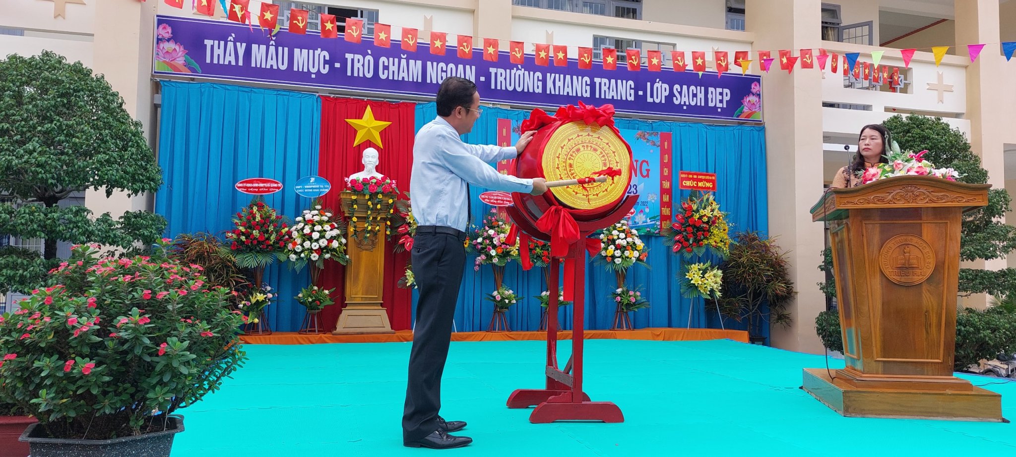 Hơn 11.000 học sinh huyện Đạ Tẻh tham dự Lễ Khai giảng năm học 2022-2023