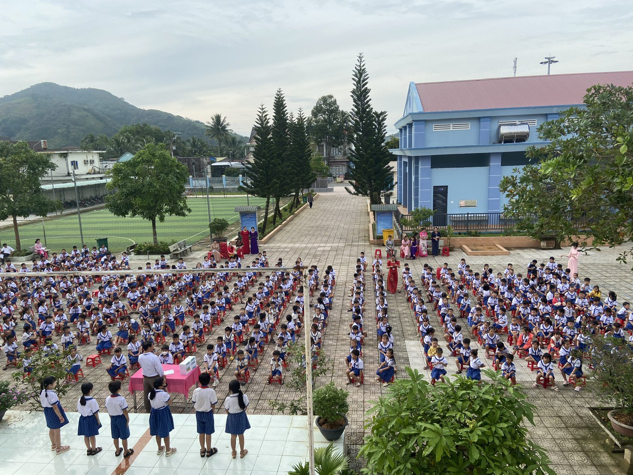 QUYẾT ĐỊNH SÁT NHẬP TRƯỜNG TIỂU HỌC KIM ĐỒNG VÀ TRƯỜNG TIỂU HỌC PHƯỚC CÁT