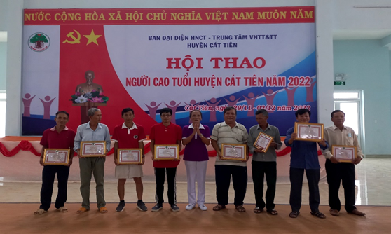 BẾ MẠC HỘI THAO NGƯỜI CAO TUỔI HUYỆN CÁT TIÊN NĂM 2022