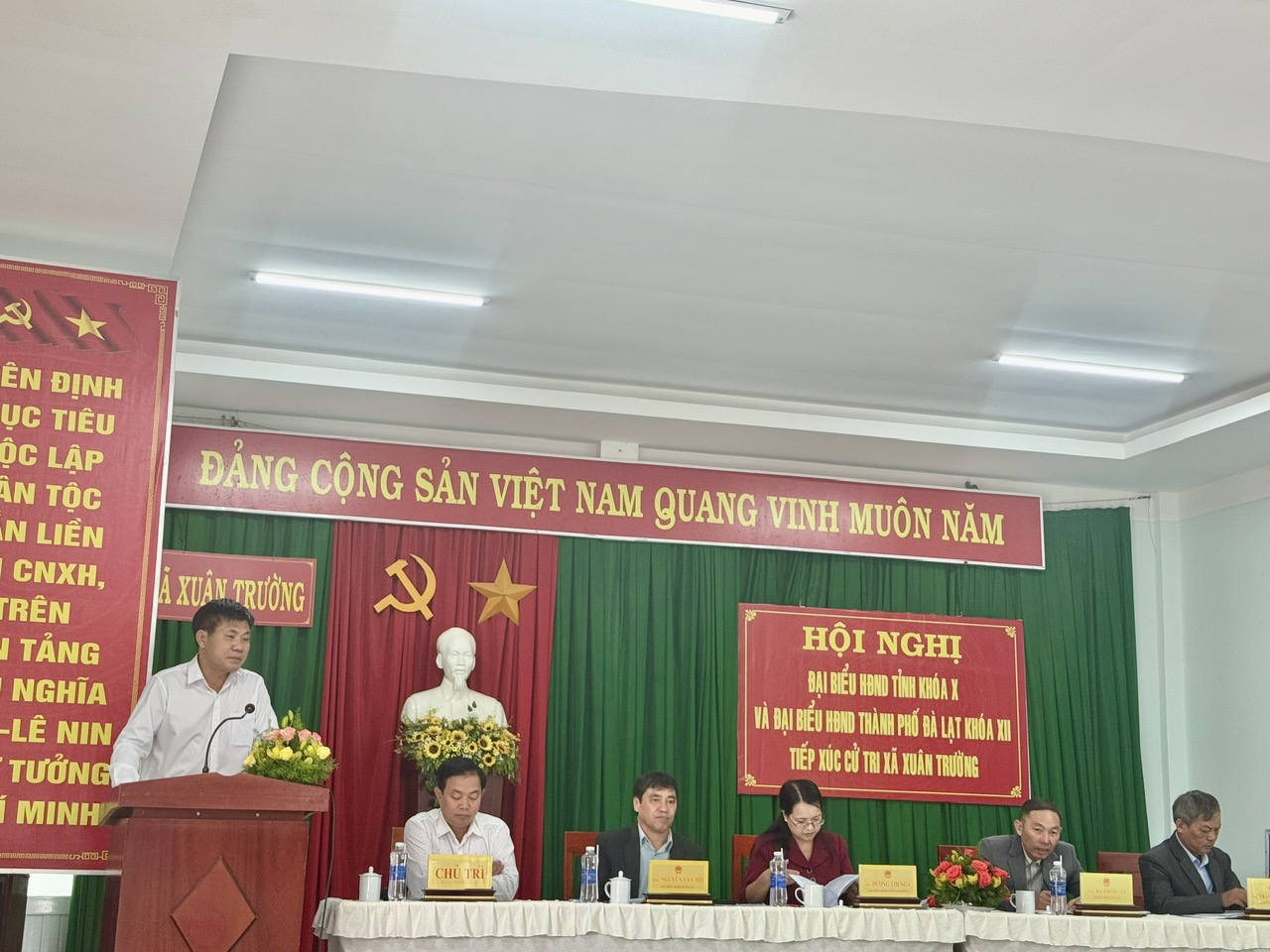 Đại biểu Hội đồng nhân dân tỉnh, thành phố tiếp xúc cử tri xã Xuân Trường