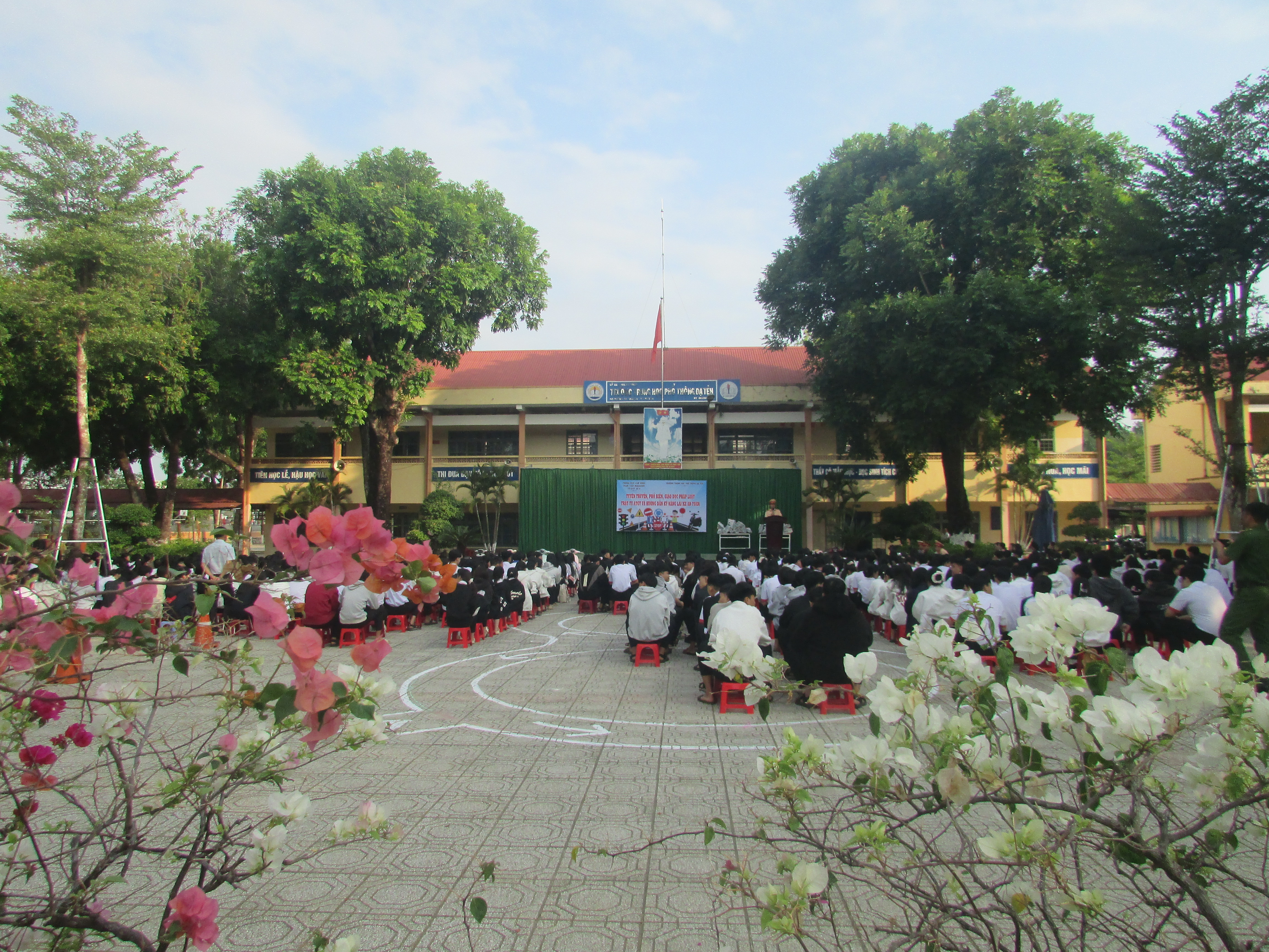 Tuyên truyền, phổ biến, giáo dục pháp luật về Trật tự ATGT và hướng dẫn kỹ năng lái xe an toàn năm 2026