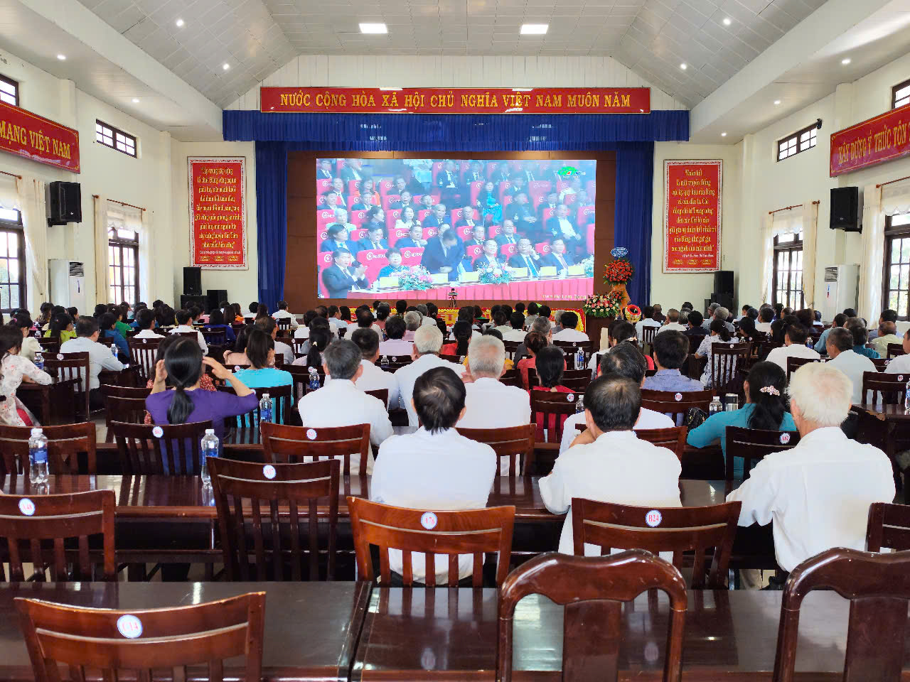 LỄ CÔNG BỐ NGHỊ QUYẾT, QUYẾT ĐỊNH CỦA TRUNG ƯƠNG VÀ ĐỊA PHƯƠNG VỀ SÁP NHẬP ĐƠN VỊ HÀNH CHÍNH CẤP TỈNH, CẤP XÃ TỈNH LÂM ĐỒNG NĂM 2025