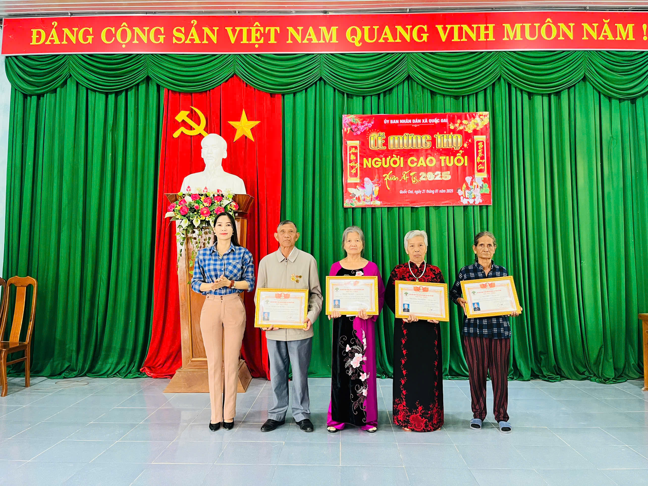 Xã Quốc Oai tổ chức Lễ Mừng Thọ Người Cao Tuổi Xuân Ất Tỵ 2025