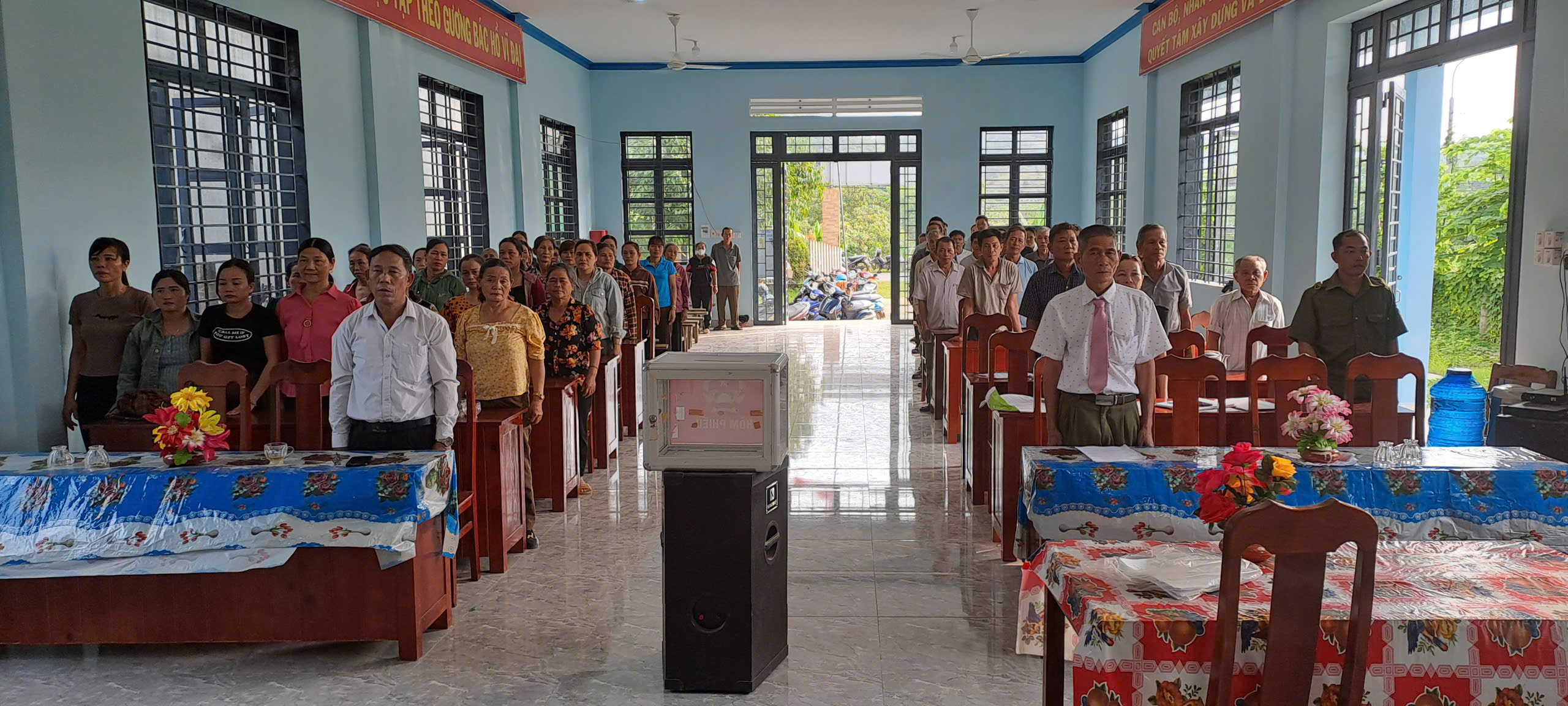 XÃ PHƯỚC CÁT 2: TỔ CHỨC ĐỒNG LOẠT LẤY Ý KIẾN CỬ TRI ĐẠI DIỆN HỘ GIA ĐÌNH VỀ ĐỀ ÁN SẮP XẾP ĐƠN VỊ HÀNH CHÍNH CẤP TỈNH, CẤP XÃ TRÊN ĐỊA BÀN 05 THÔN