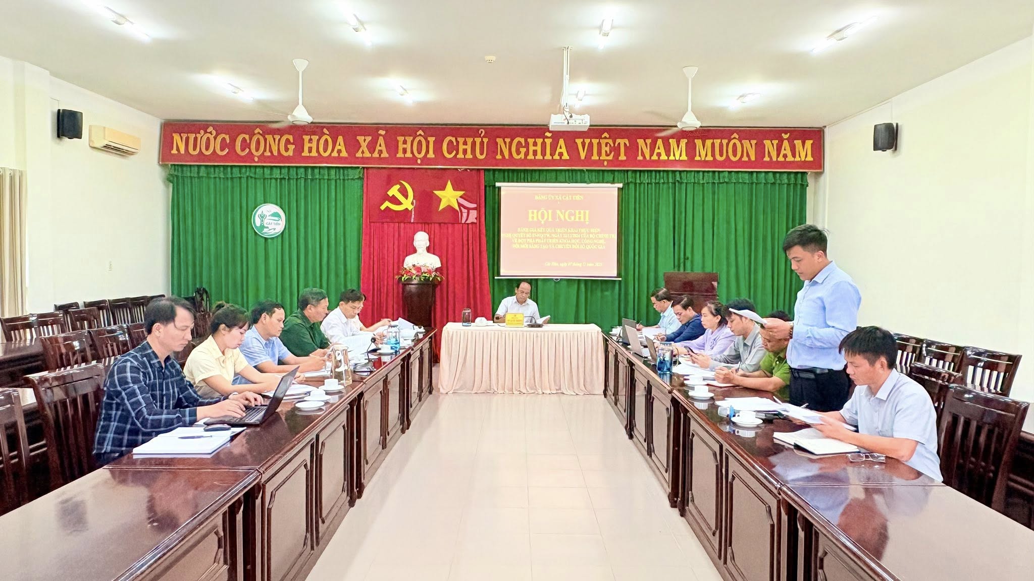 Đảng ủy xã Cát Tiên tổ chức Hội nghị đánh giá kết quả thực hiện Nghị quyết 57-NQ/TW