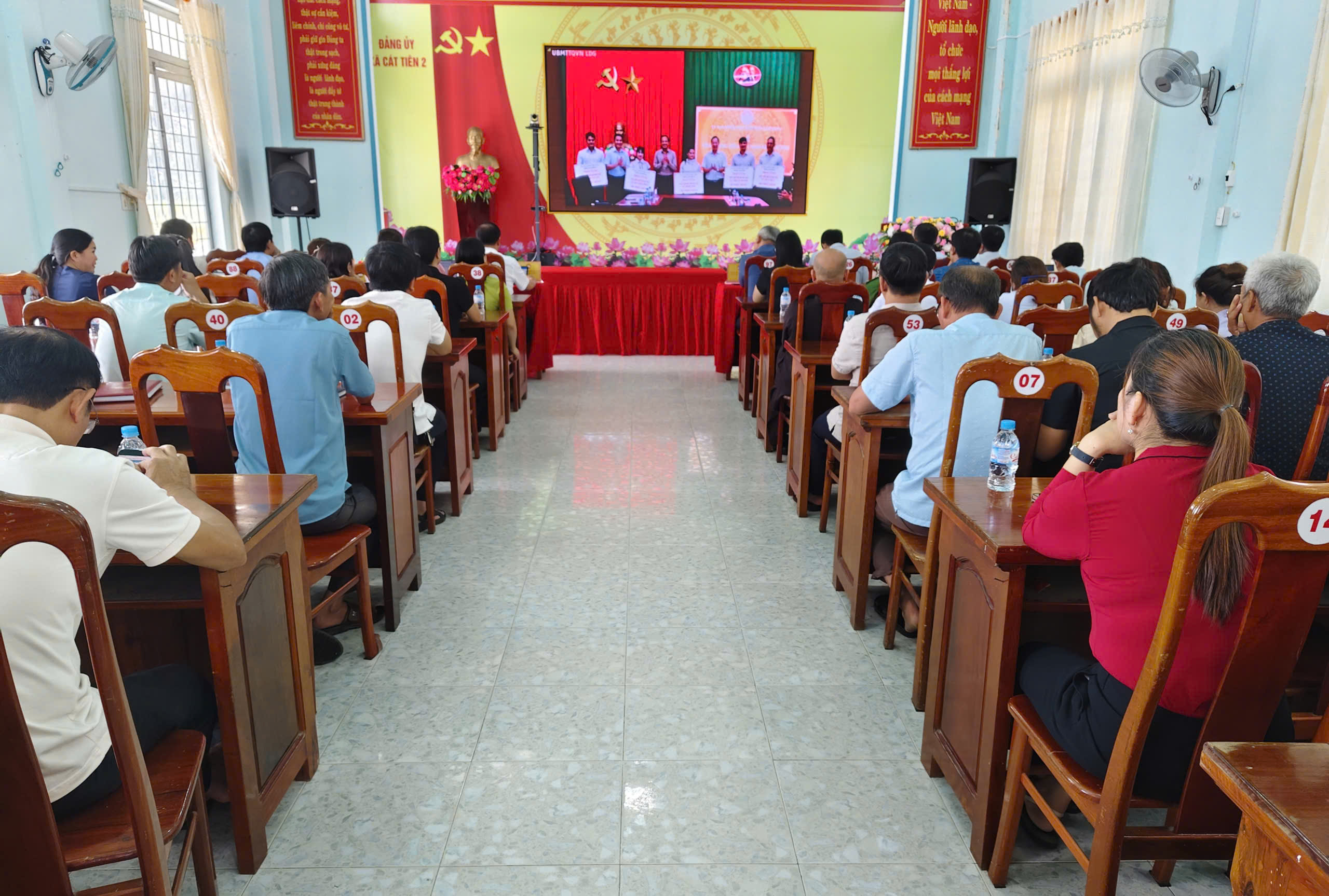 XÃ CÁT TIÊN 2 PHÁT ĐỘNG ỦNG HỘ QUỸ “VÌ NGƯỜI NGHÈO” NĂM 2026