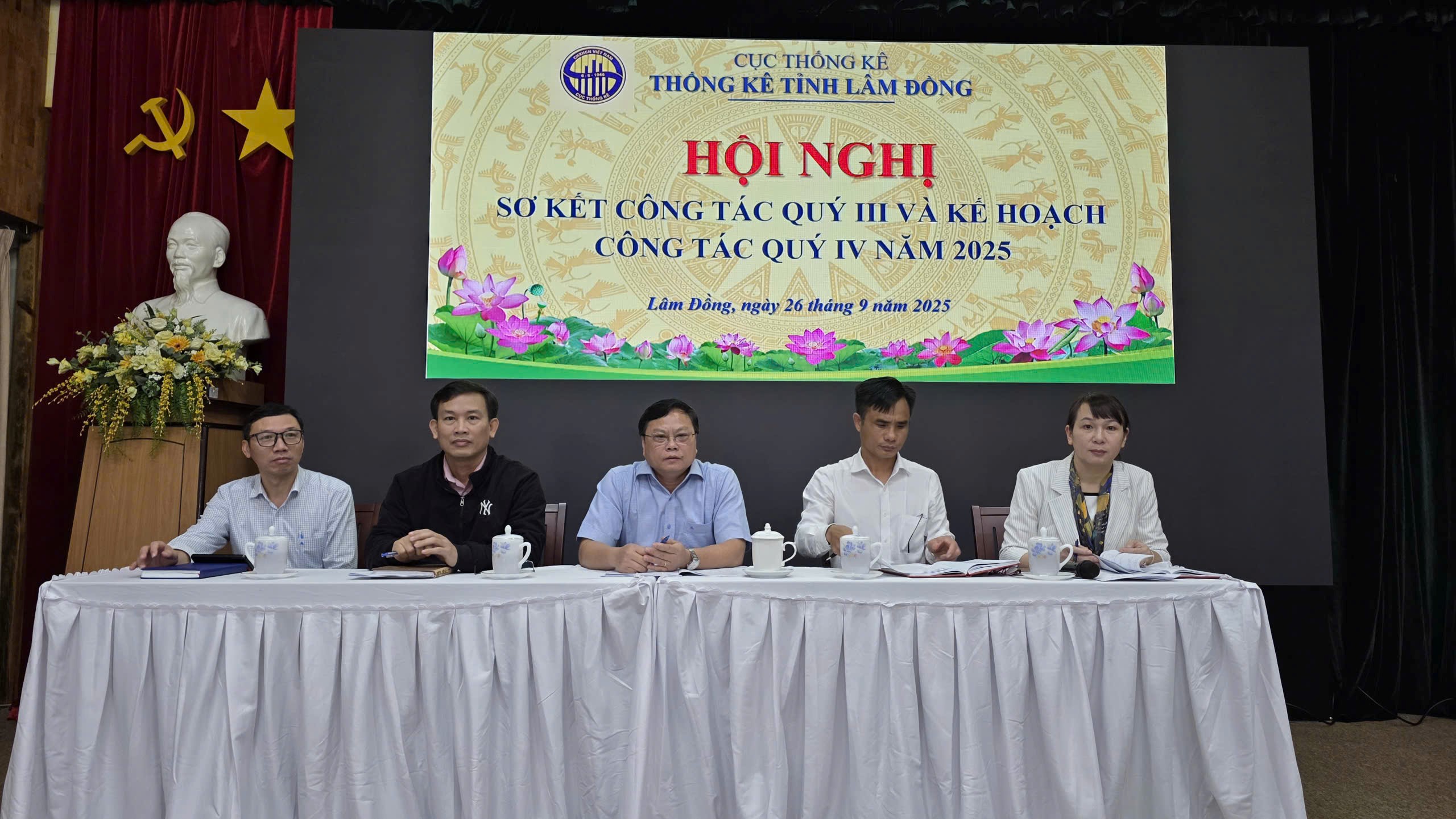 Hội nghị sơ kết công tác quý III và triển khai kế hoạch quý IV/2025 của ngành Thống kê Lâm Đồng