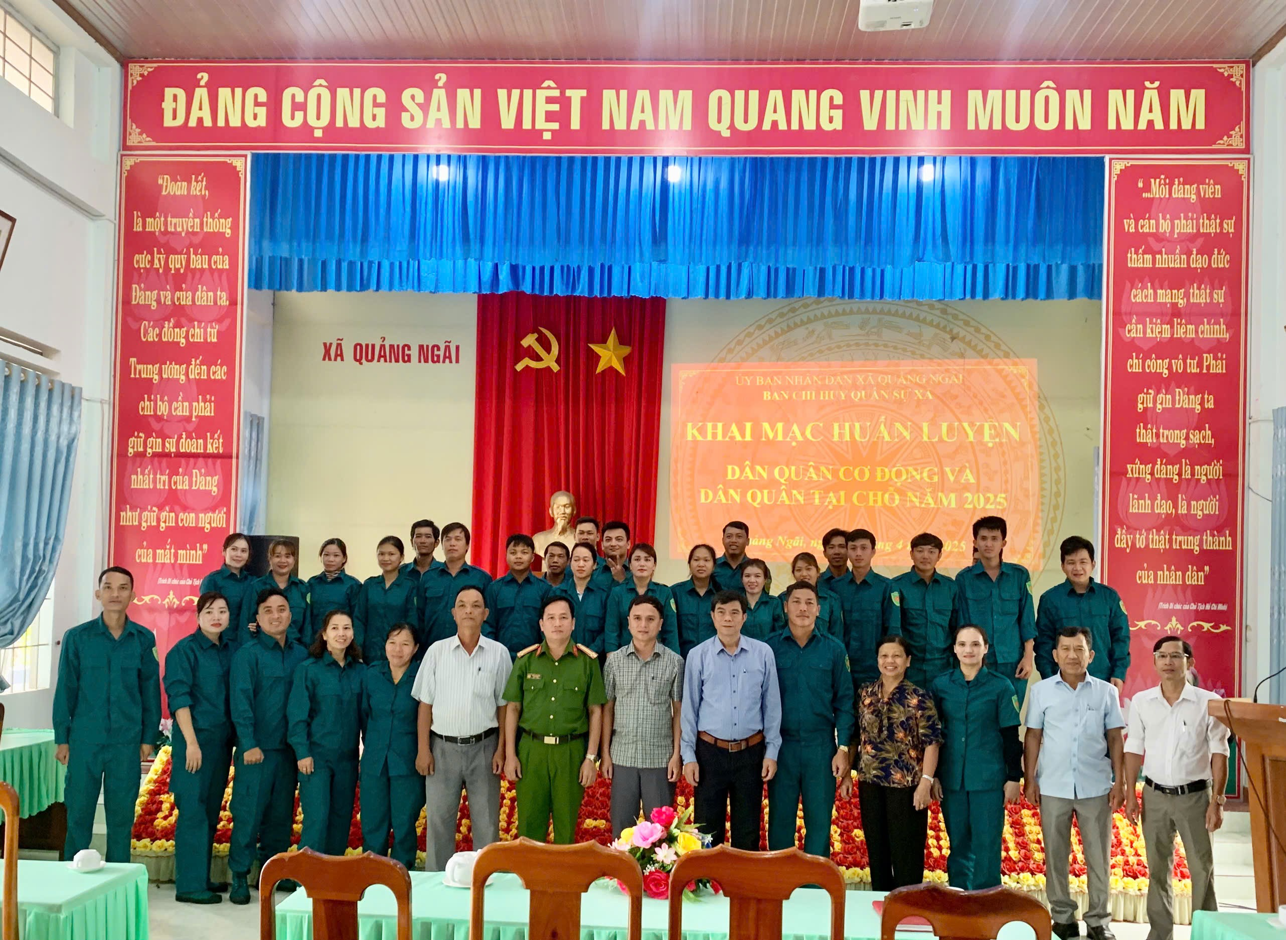 Xã Quảng Ngãi tổ chức huấn luyện DQCĐ và DQTC năm 2025