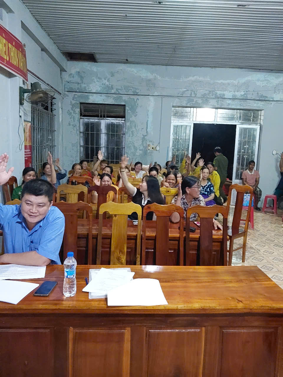 Kết quả tổ chức lấy ý kiến nhân dân đối với dự thảo Nghị quyết sửa đổi, bổ sung một số điều của Hiến pháp năm 2013 trên địa bàn xã Phước Cát 2 
