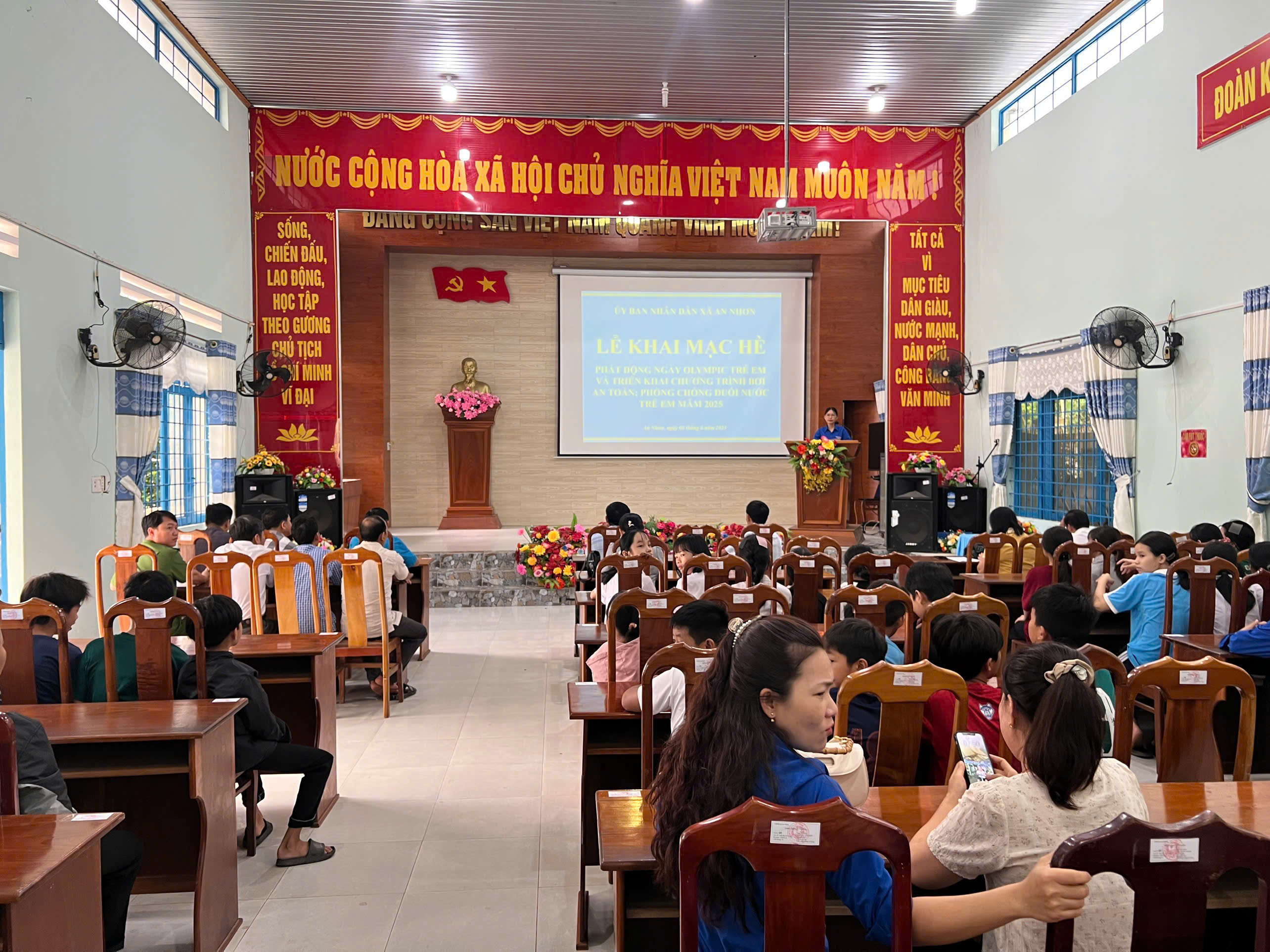 XÃ AN NHƠN TỔ CHỨC KHAI MẠC HOẠT ĐỘNG HÈ NĂM 2025 