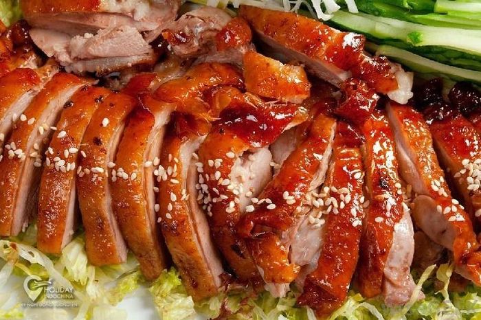 Vịt quay mắc mật - món ăn đặc sản người Tày - Nùng